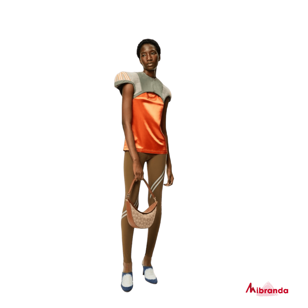 Bolso de hombro Luna mini, color bronceado, de Loewe. K11400 - Imagen 6